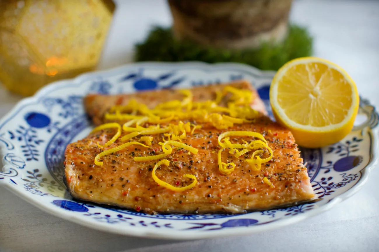 Varmrökt lax citronpeppar